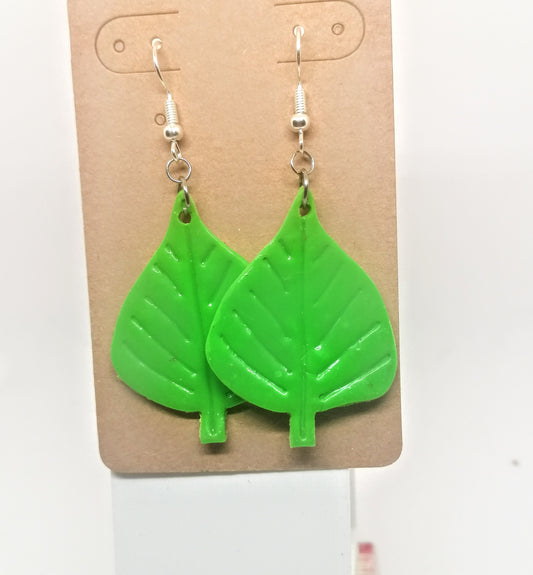FIMO korvakorut